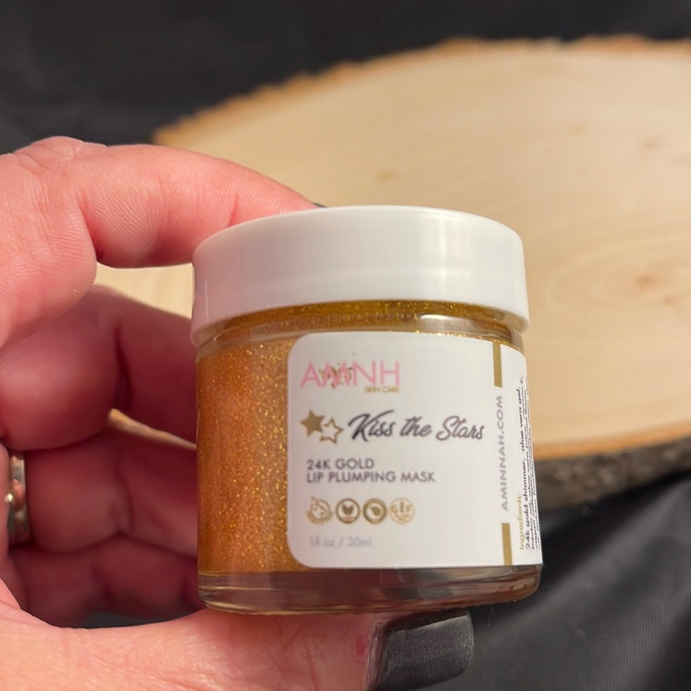 Lip plumping mask